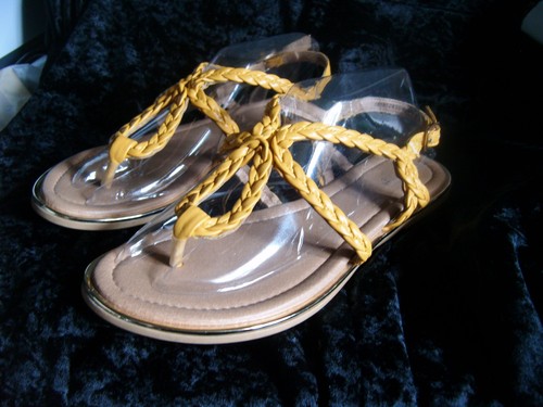Mustard col toe - , strappy