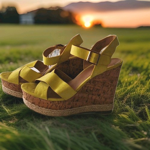 Papaya mustard yellow wedge - mustard,